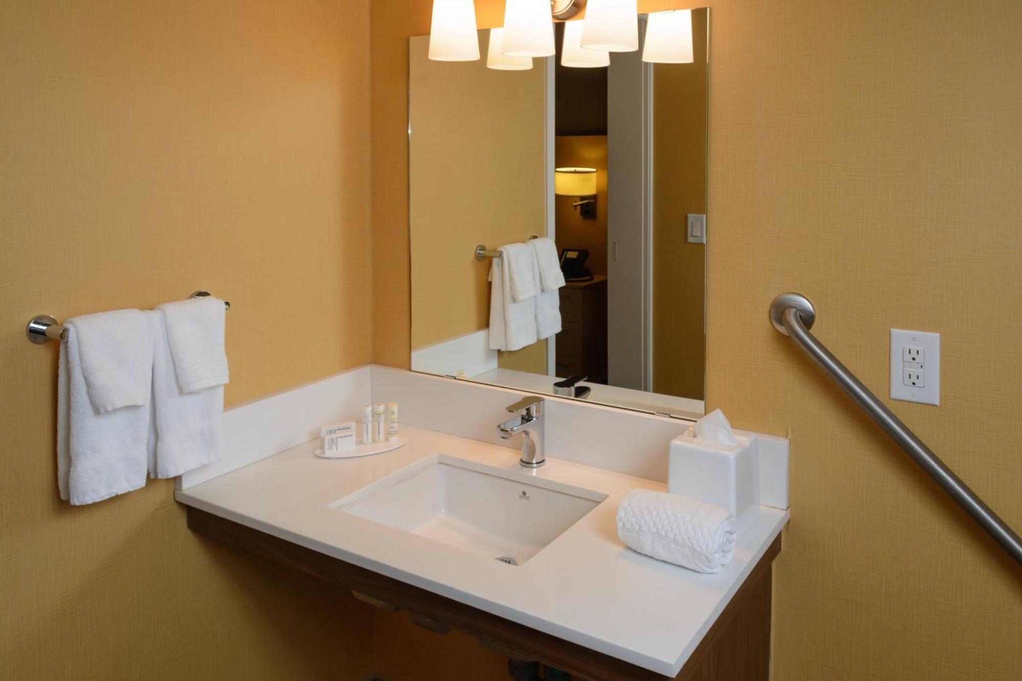 Towneplace Suites By Marriott Toronto Northeast/מארקהם מראה חיצוני תמונה