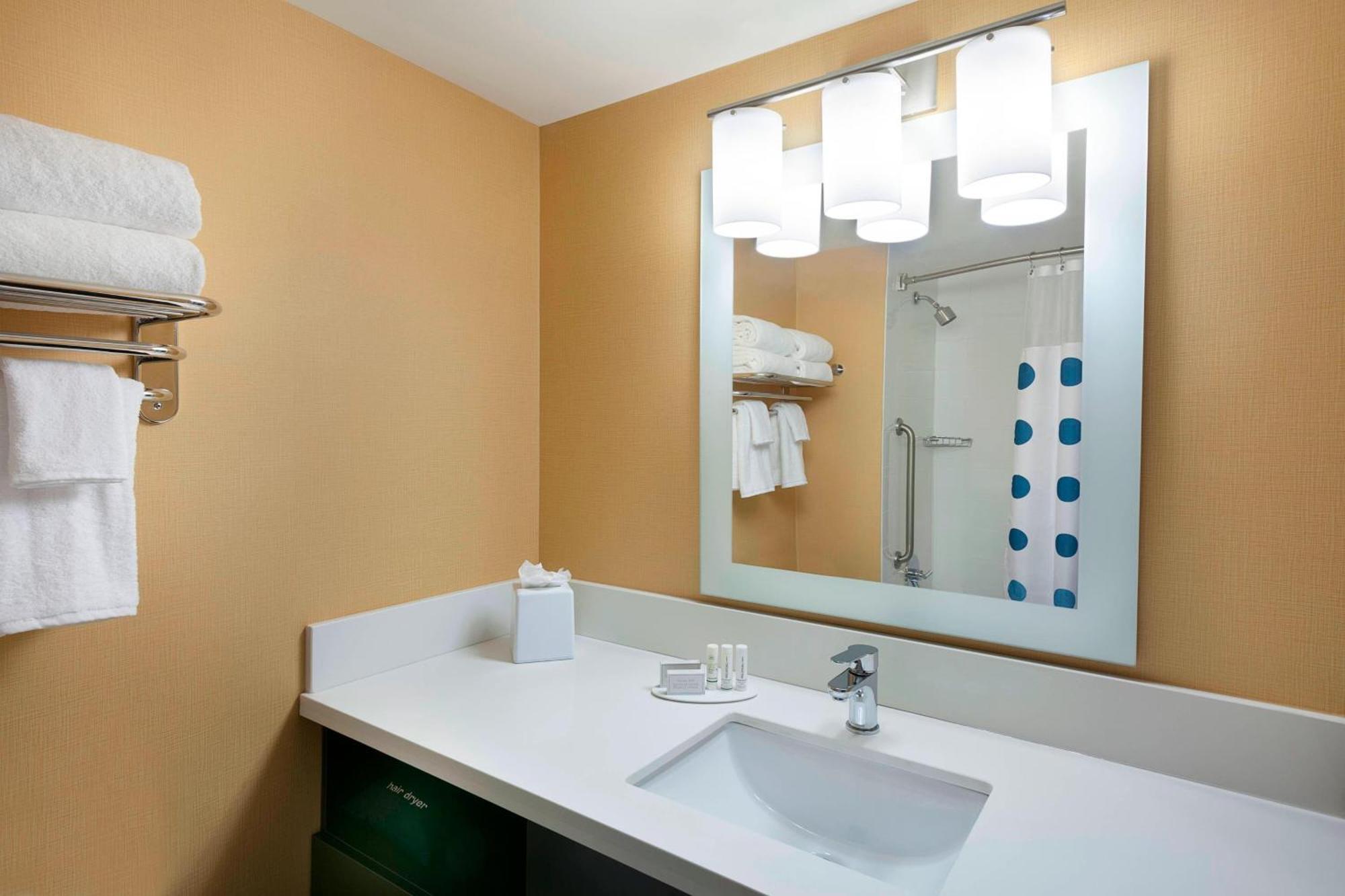 Towneplace Suites By Marriott Toronto Northeast/מארקהם מראה חיצוני תמונה